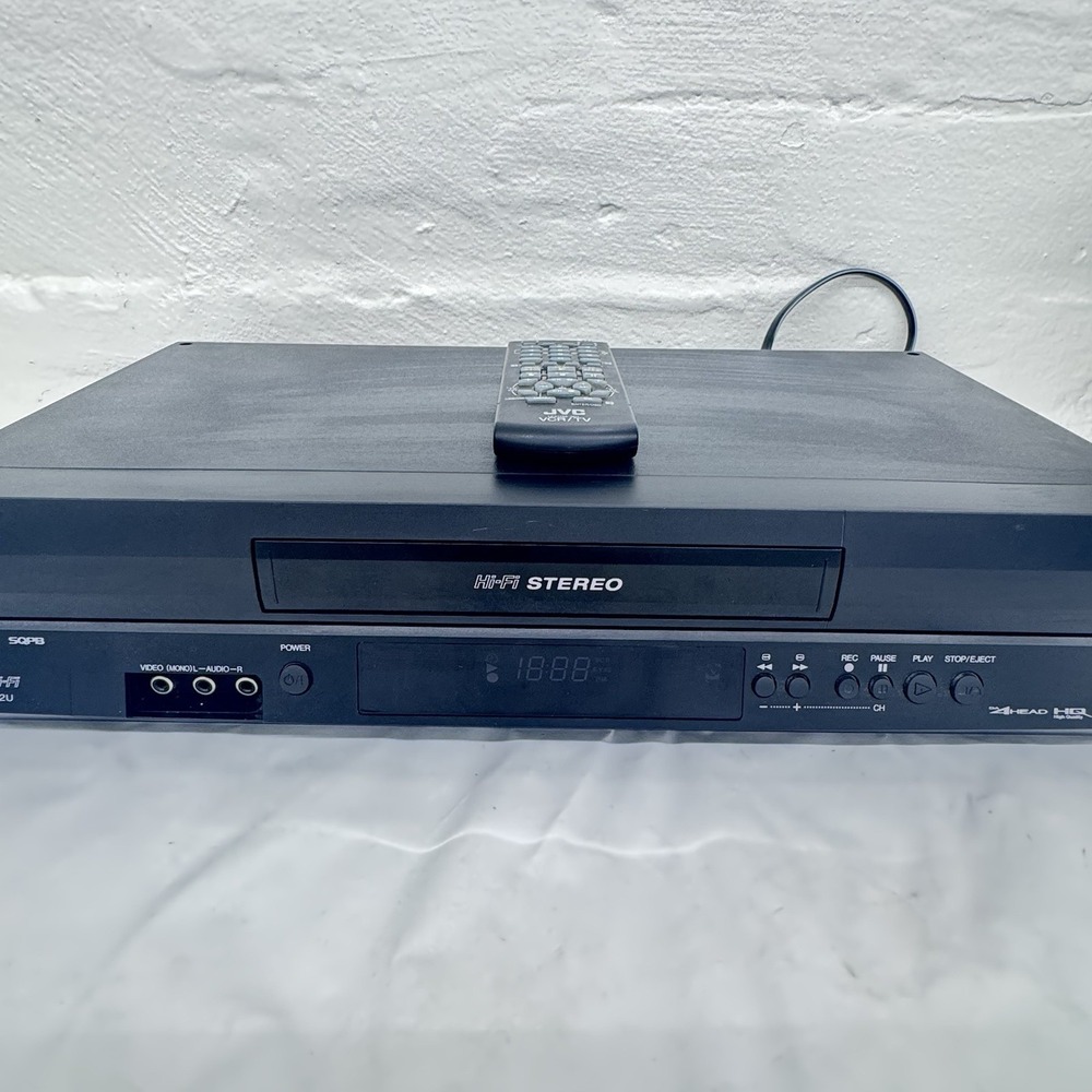 JVC HR-J692U VCR VHS Player Recorder 4-Head Hi-Fi HQ Stereo w/ Remote Tested